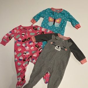 3 fleece girl Carter sleepers 6 mon